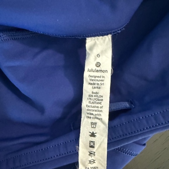Lululemon Fast And Free Short 10" Size 6 Cerulean Blue - Picture 4 of 8